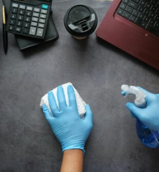 Erhvervsrengøring i Vejle: sådan får mest værdi