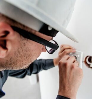 Elektriker i Århus: sådan vælger du den rigtige fagmand