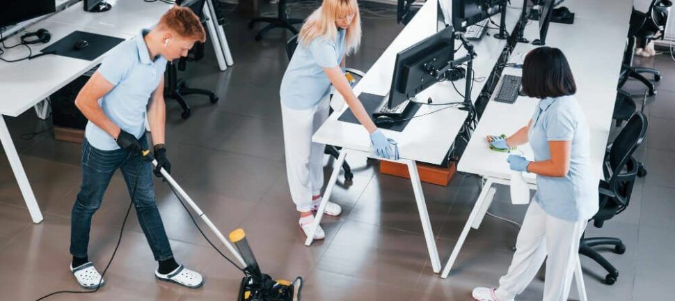 Erhvervsrengøring jylland: sådan får du en ren arbejdsplads uden bøvl